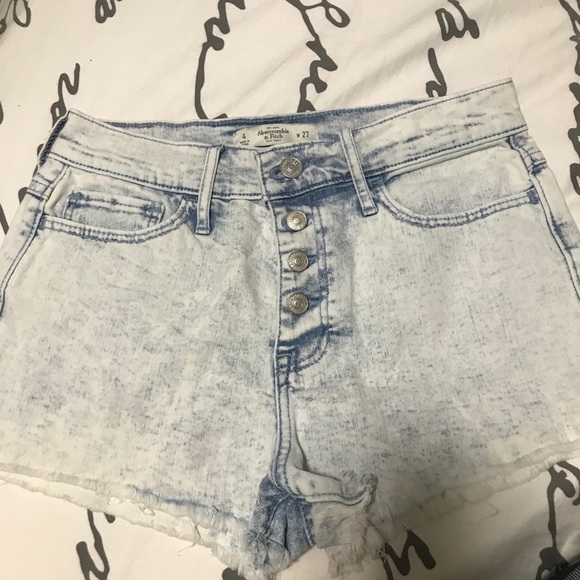 Abercrombie & Fitch shorts - Picture 1 of 5